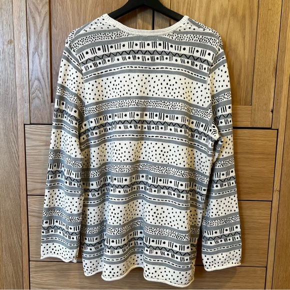 Gudrun Sjoden Knit Printed Sweater White Black Size Large Winter Neutral Cozy - Picture 4 of 7